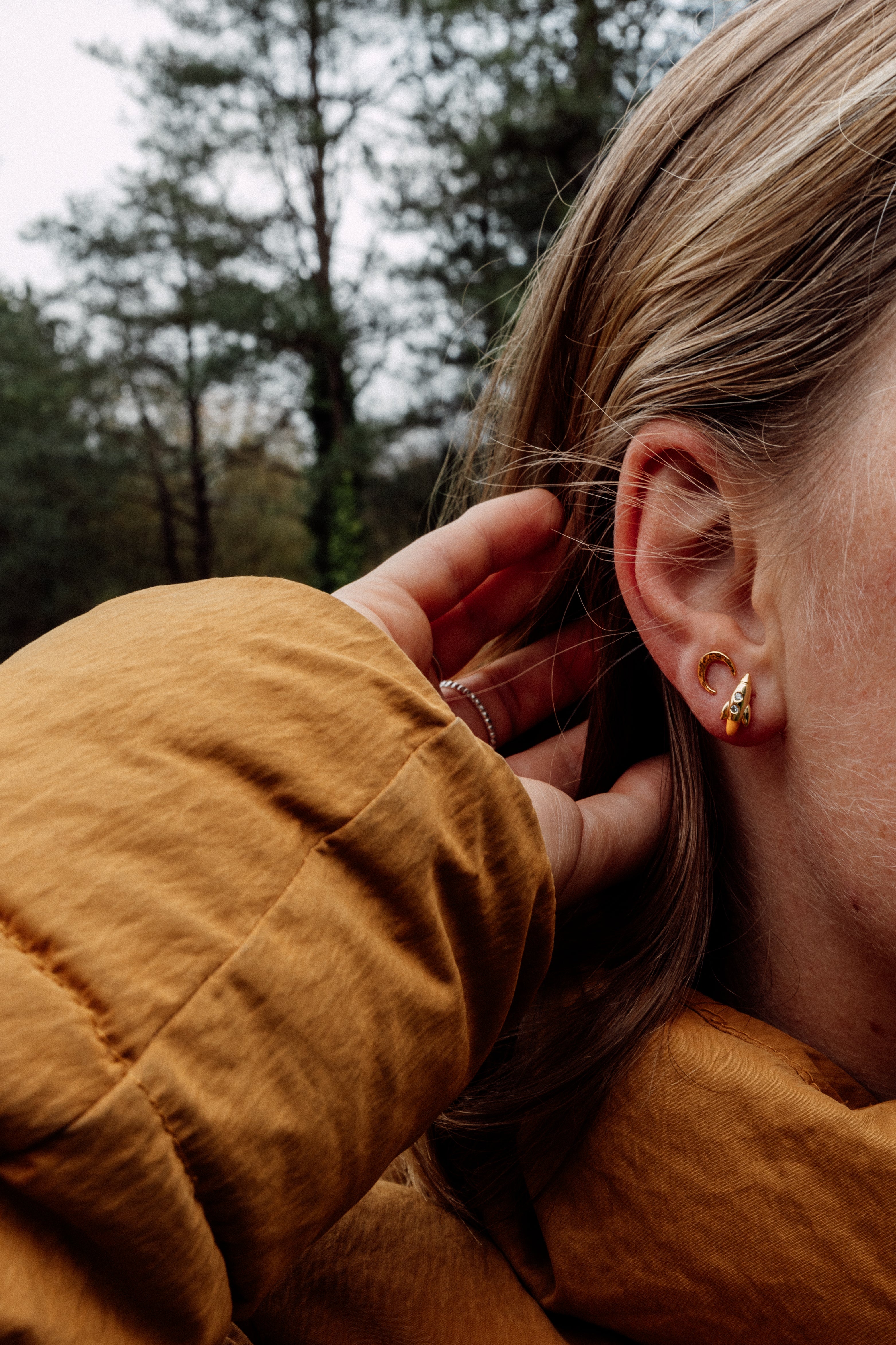 Mini gold hammered moon studs
